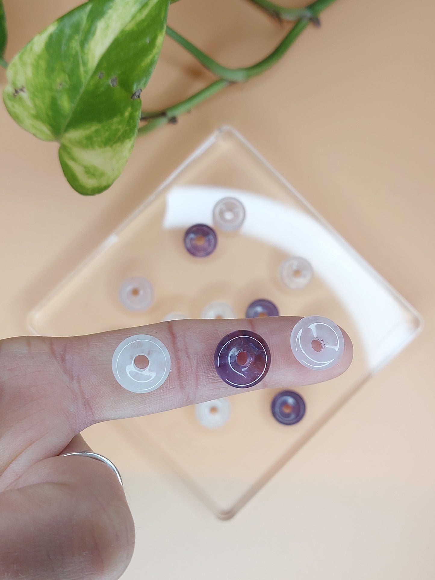 Amethyst, Bergkristall, Rosenquarz | Donut Carving