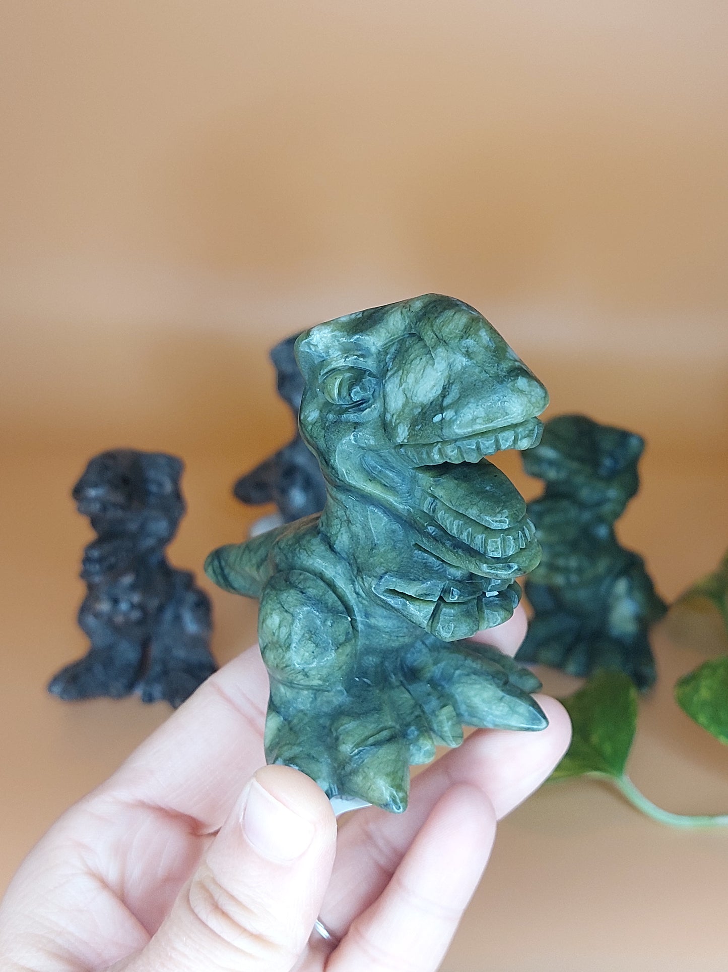 Jade Yooperlit Dino