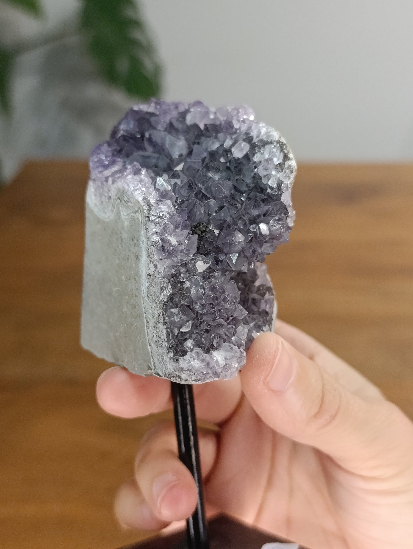 Amethyst Geode auf Ständer A49